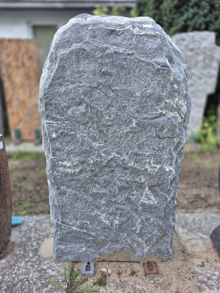 Grabstein 9